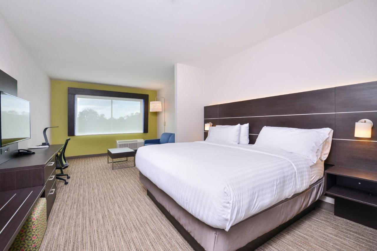 Holiday Inn Express Donaldsonville By Ihg Exterior photo