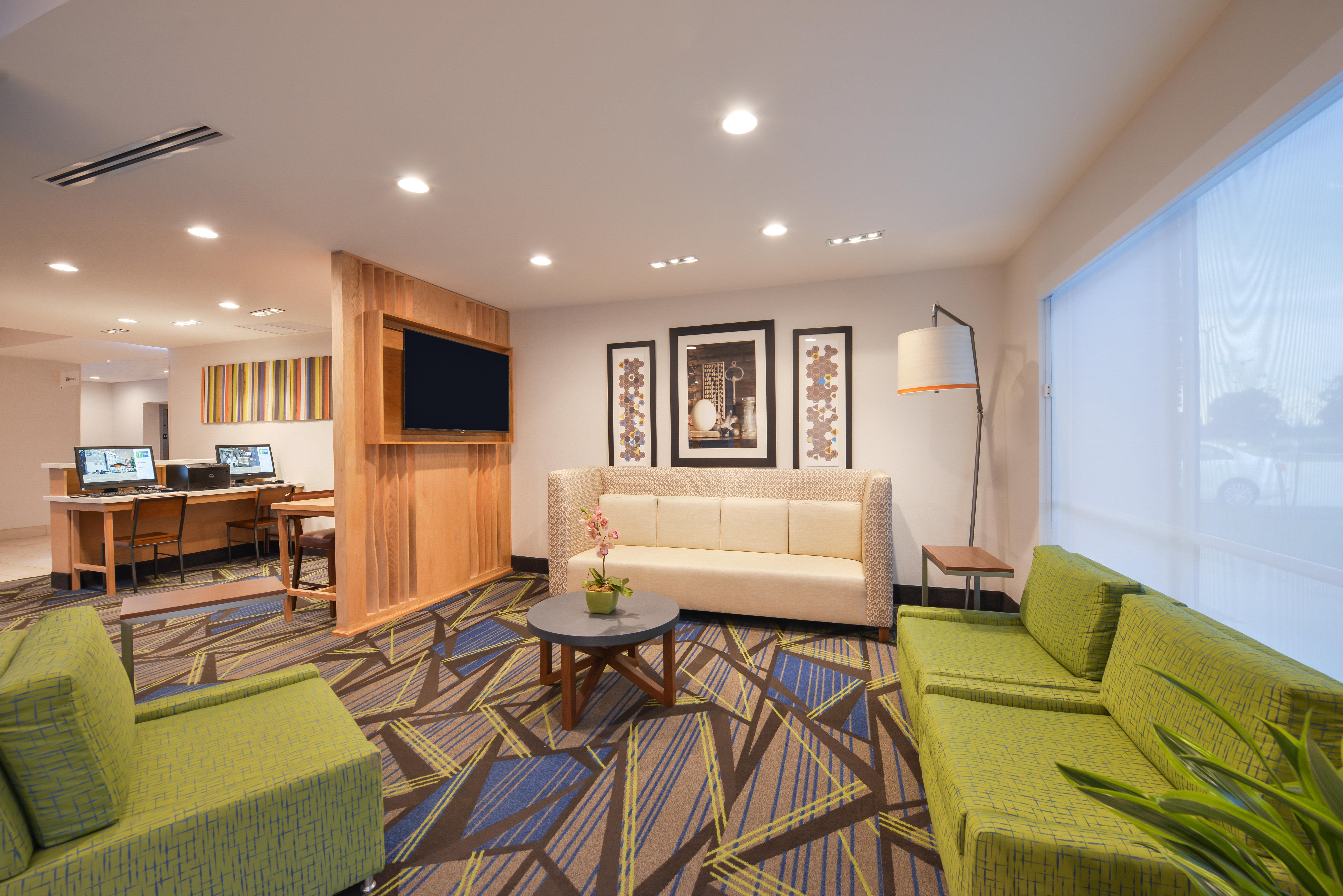 Holiday Inn Express Donaldsonville By Ihg Exterior photo