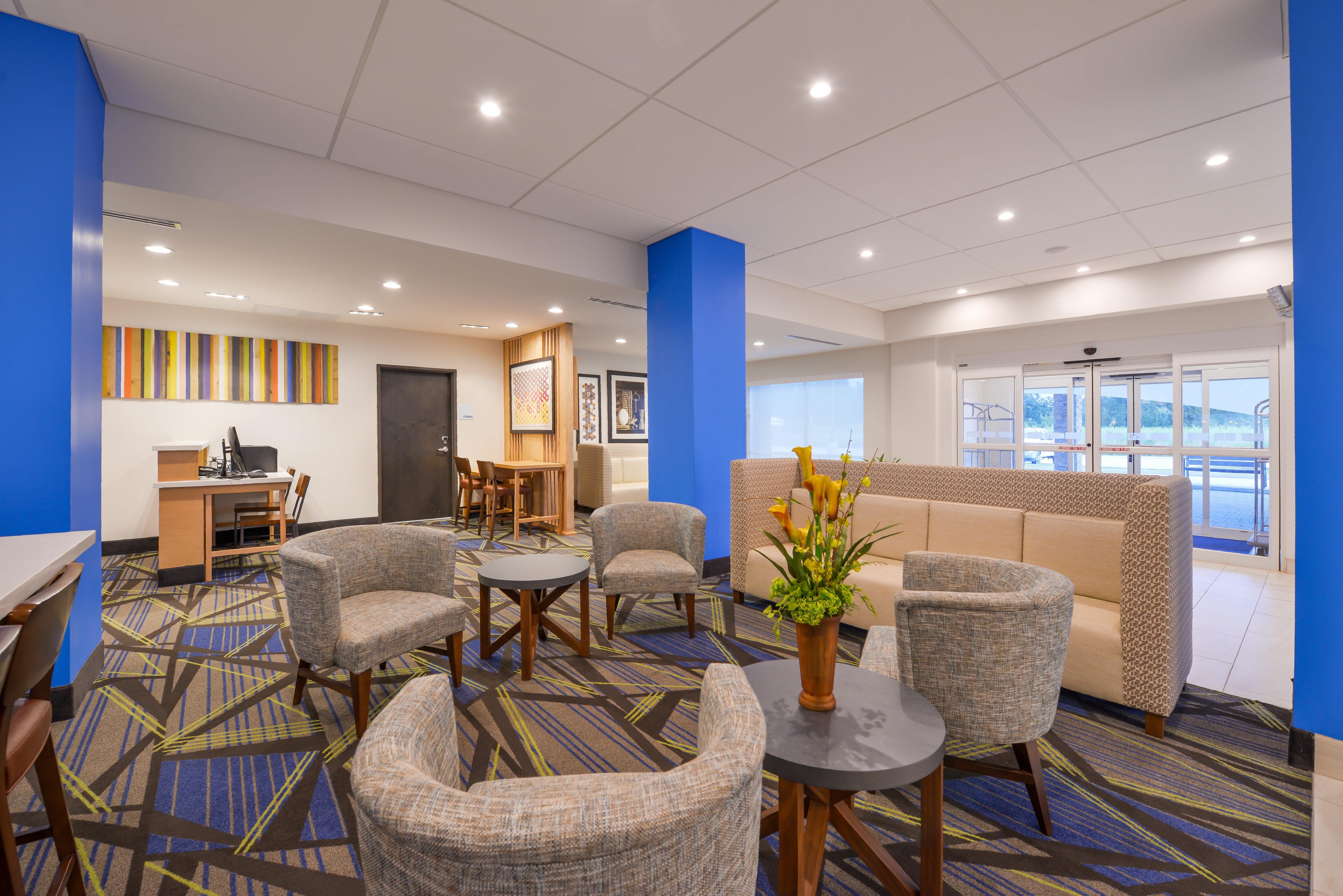Holiday Inn Express Donaldsonville By Ihg Exterior photo
